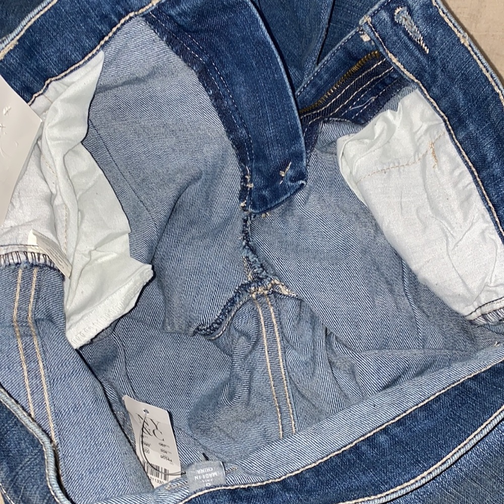 🎈NWT New York & Company Low Rise Bootcut jeans! - Picture 9 of 9